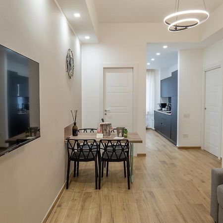 Three Moons Boutique House/Calypso Διαμέρισμα Σαλέρνο Εξωτερικό φωτογραφία
