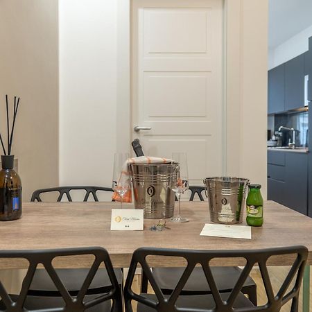 Three Moons Boutique House/Calypso Διαμέρισμα Σαλέρνο Εξωτερικό φωτογραφία