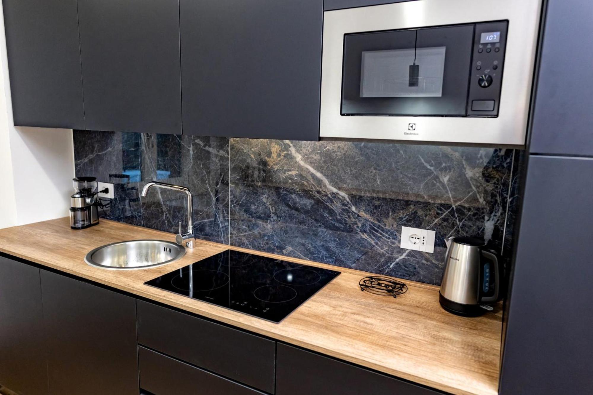 Three Moons Boutique House/Calypso Διαμέρισμα Σαλέρνο Εξωτερικό φωτογραφία