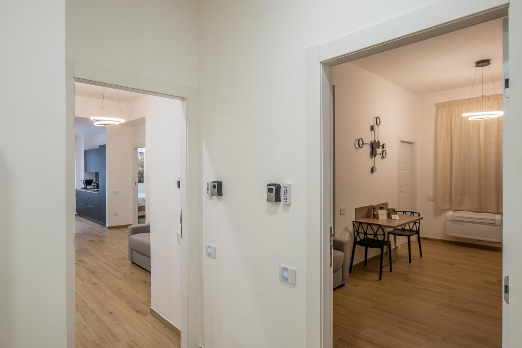 Three Moons Boutique House/Calypso Διαμέρισμα Σαλέρνο Εξωτερικό φωτογραφία