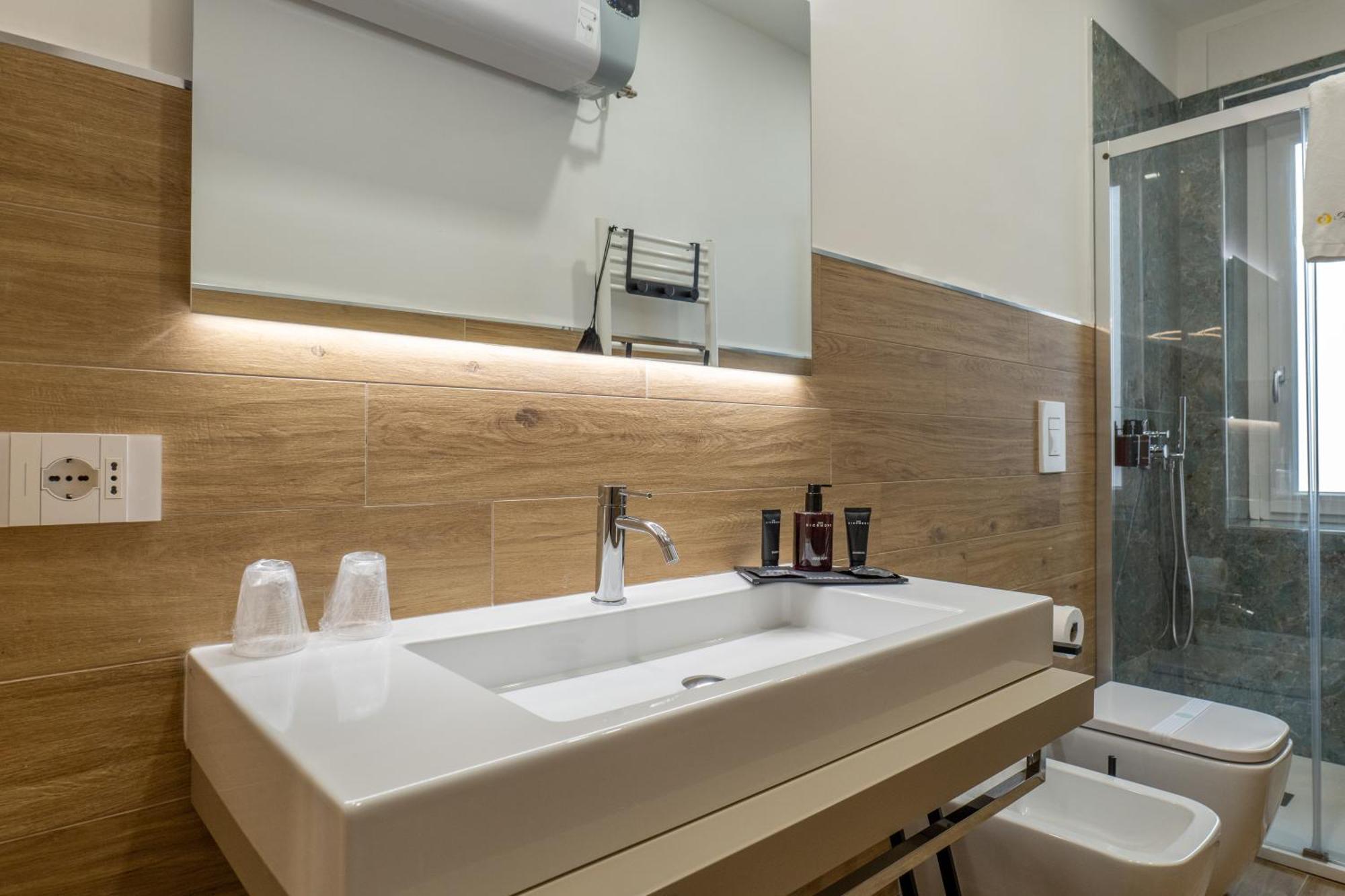 Three Moons Boutique House/Calypso Διαμέρισμα Σαλέρνο Εξωτερικό φωτογραφία