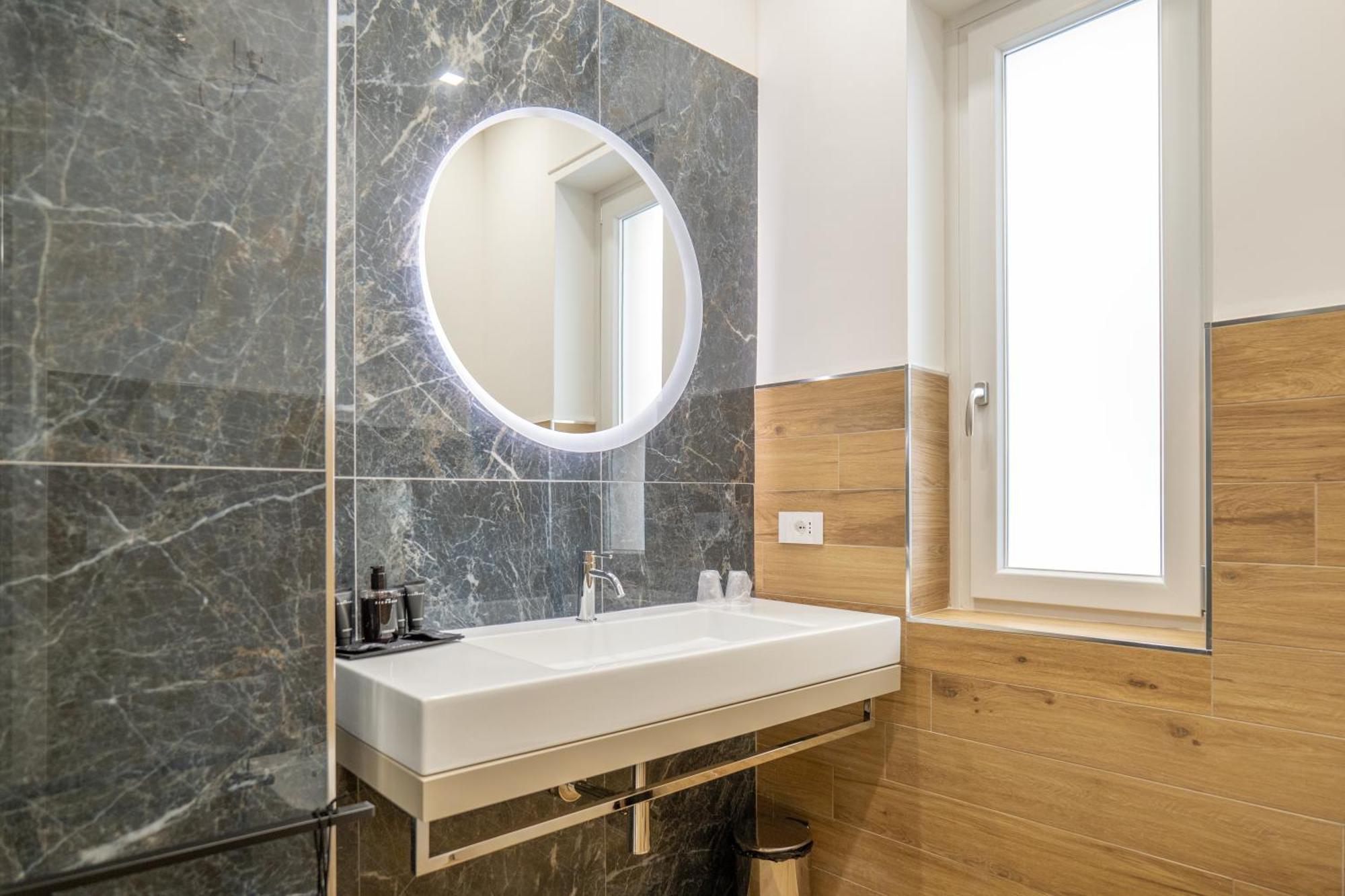 Three Moons Boutique House/Calypso Διαμέρισμα Σαλέρνο Εξωτερικό φωτογραφία